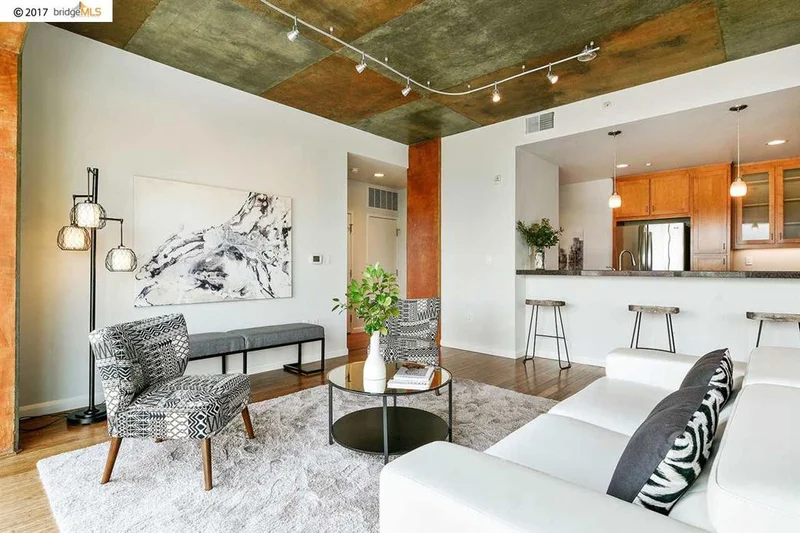 428 Alice Street #417, Oakland, CA 94607