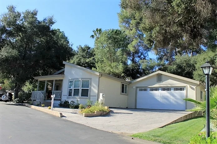 8975 Lawrence Welk Dr. ##16, Escondido, CA 92026