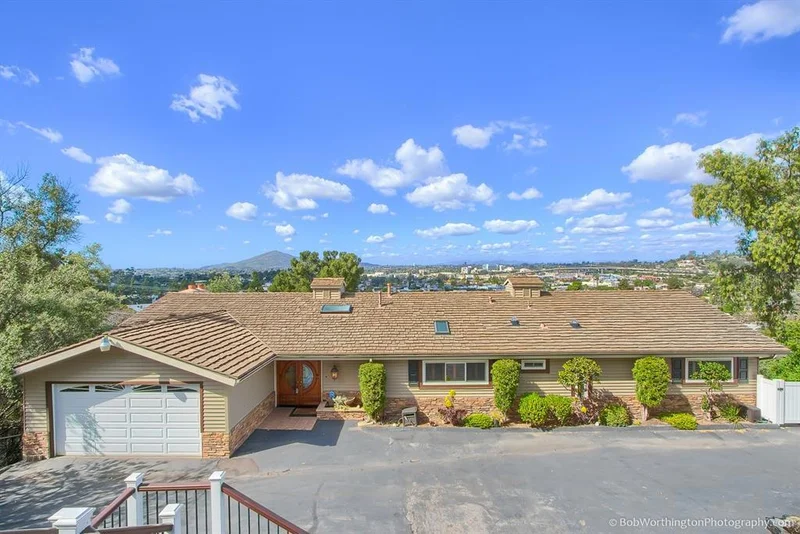 8656 Chevy Chase Drive, La Mesa, CA 91941