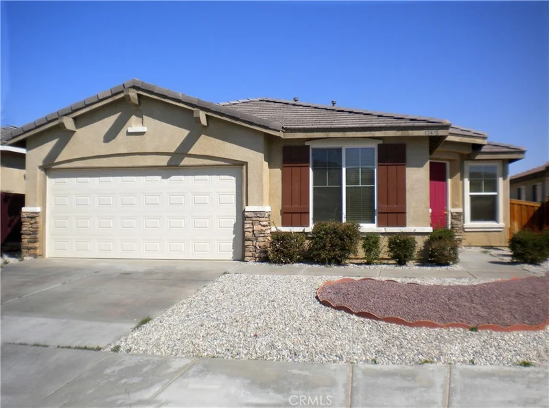 12372 Firefly, Victorville, CA 92392