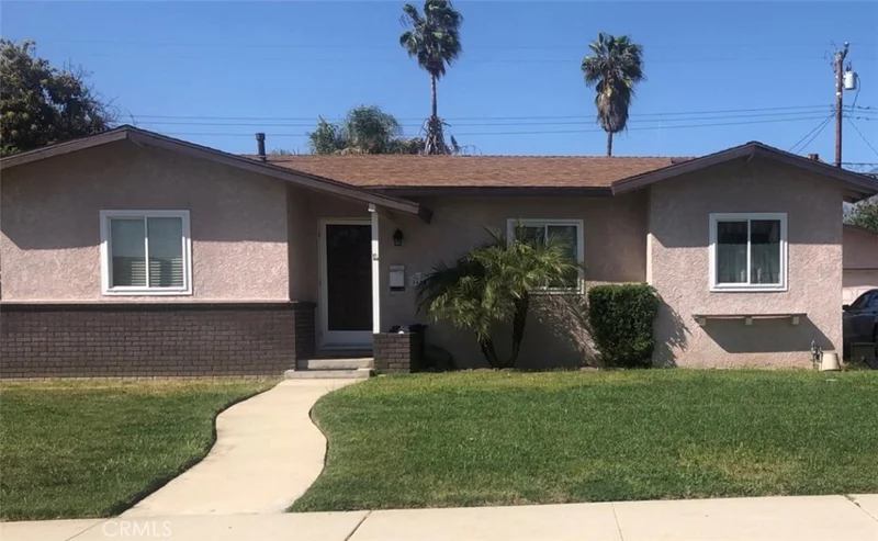 5458 Cambridge, Montclair, CA 91763