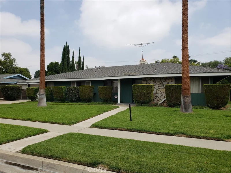454 Home, Rialto, CA 92376