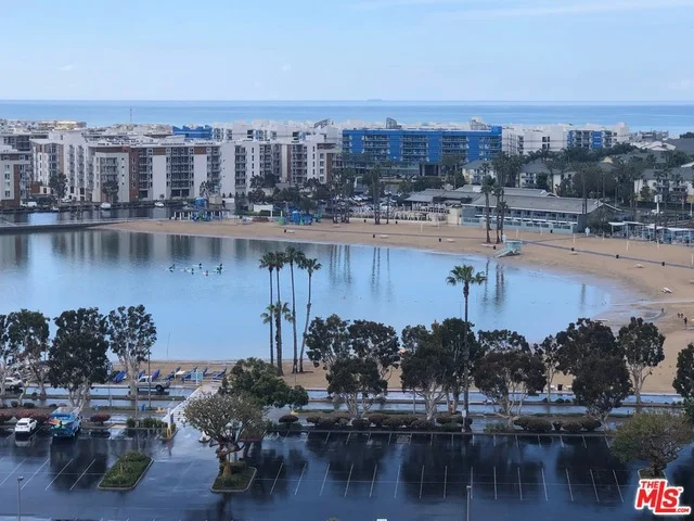 4267 Marina City Dr #1100, Marina Del Rey, CA 90292