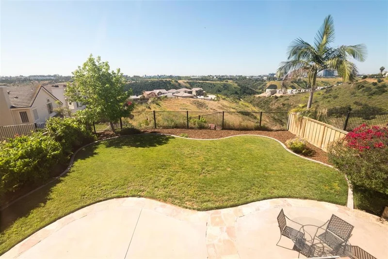 6255 Seacrest View Road, San Diego, CA 92121