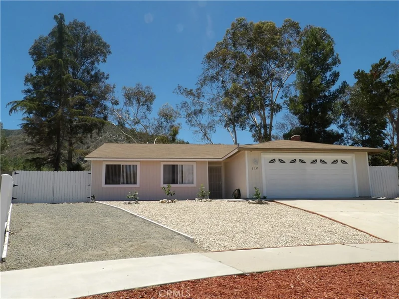 2737 Quail Knoll, Lake Elsinore, CA 92530