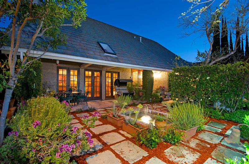 25382 Cadillac, Laguna Hills, CA 92653