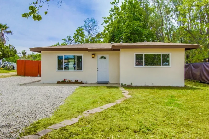 1030 D, Ramona, CA 92065