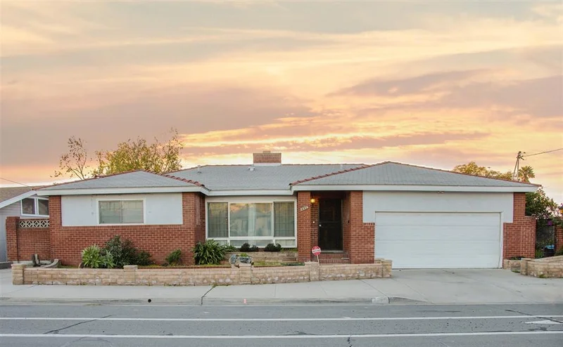 2536 Skyline Dr., Lemon Grove, CA 91945