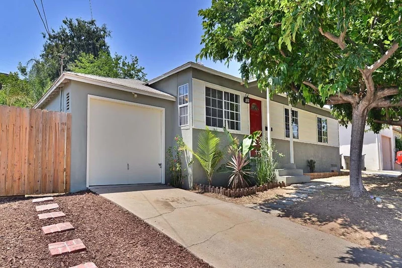 6230 Severin Drive, La Mesa, CA 91942