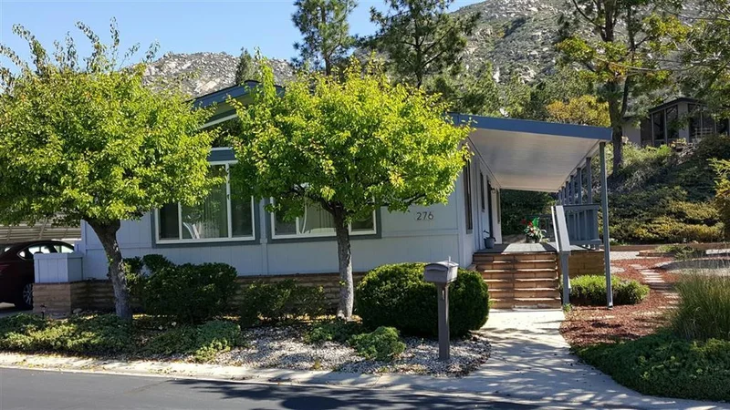 8975 Lawrence Welk Dr #276, Escondido, CA 92026