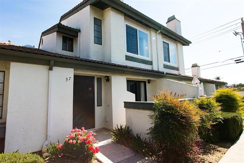 1007 Howard #37, Escondido, CA 92029