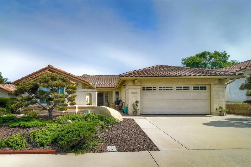 1153 Columbus, Vista, CA 92081