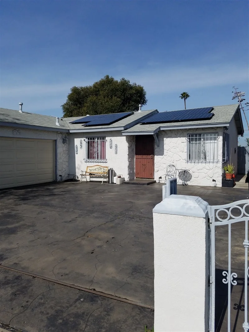 7672 Skyline Dr., San Diego, CA 92114