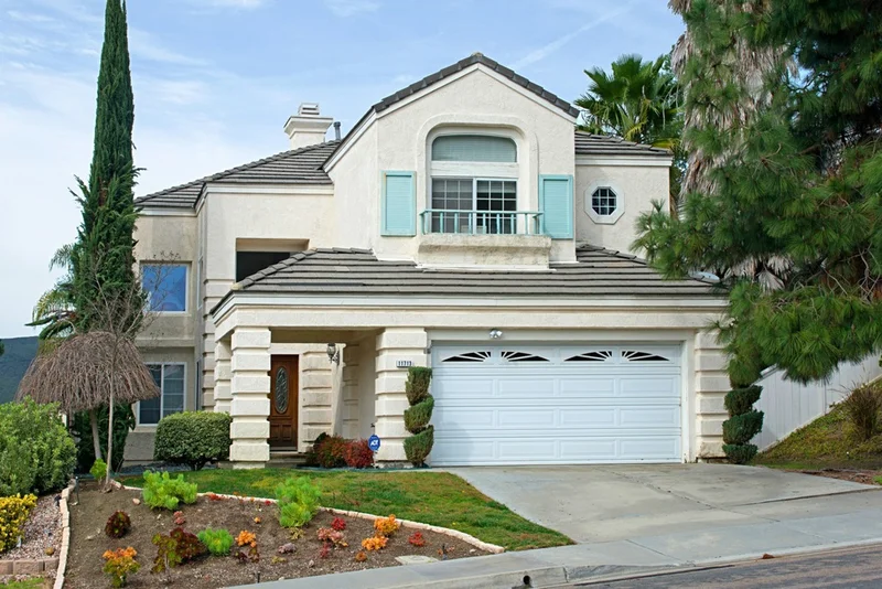 11713 Windcrest, San Diego, CA 92128