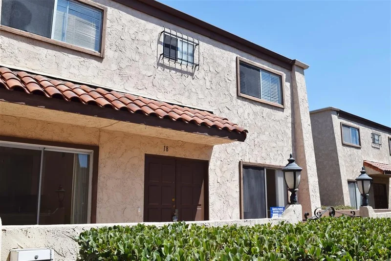 294 Chambers #18, El Cajon, CA 92020