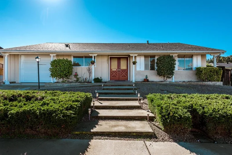 12411 Mantilla, San Diego, CA 92128