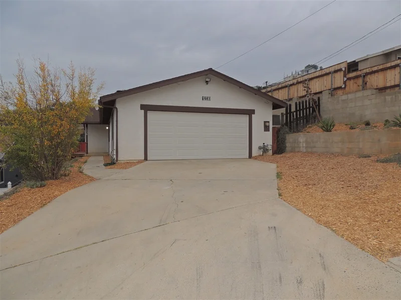 1230 San Miguel, Spring Valley, CA 91977