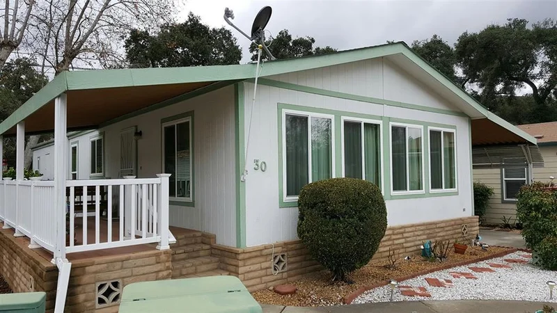 8975 Lawrence Welk Dr #30, Escondido, CA 92026