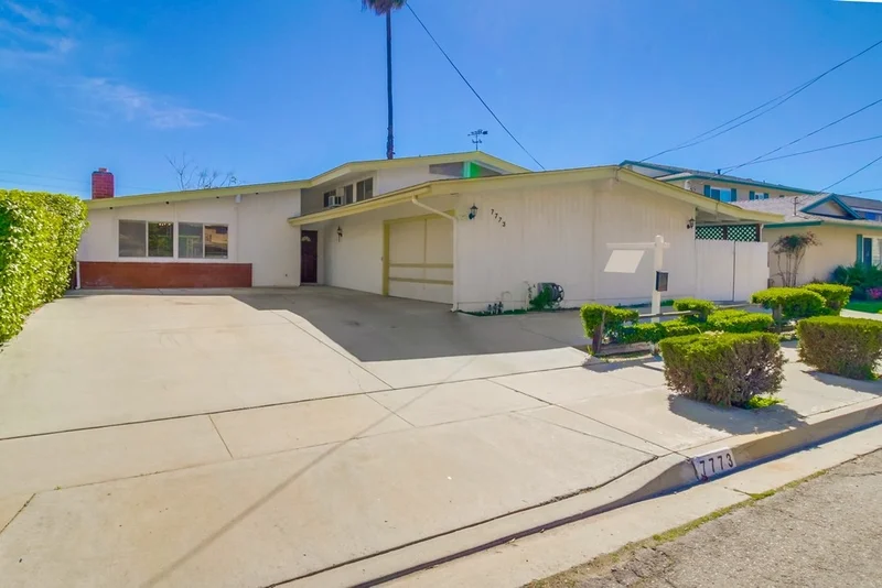 7773 Cedar Lake Ave., San Diego, CA 92119