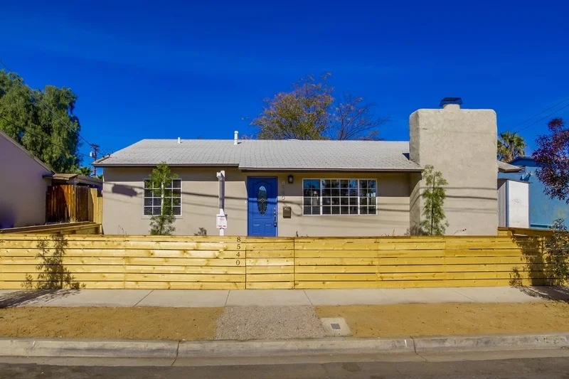 8540 Wade, San Diego, CA 92114