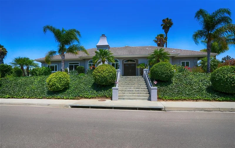1176 La Sombra Dr, San Marcos, CA 92078