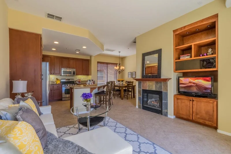 1890 Fargo Lane #4, Chula Vista, CA 91913