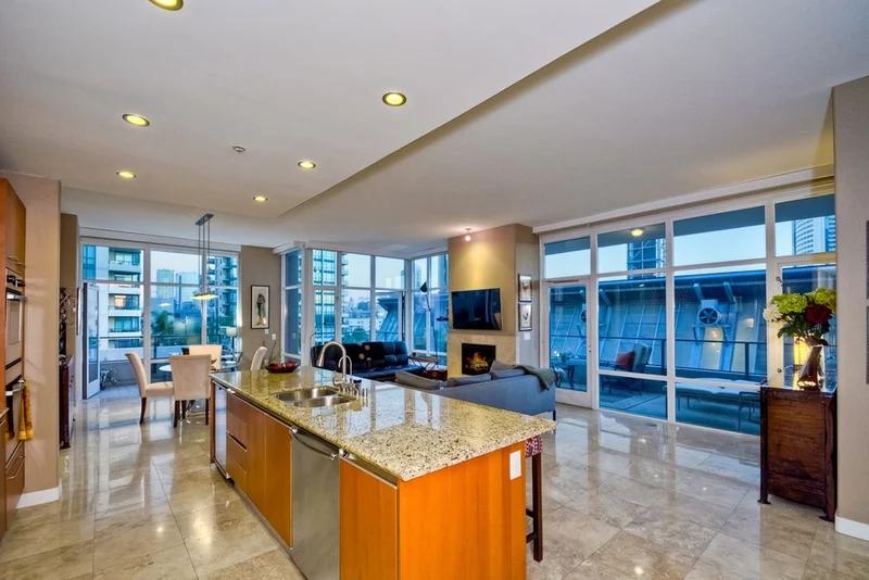550 Front Street #301, San Diego, CA 92101