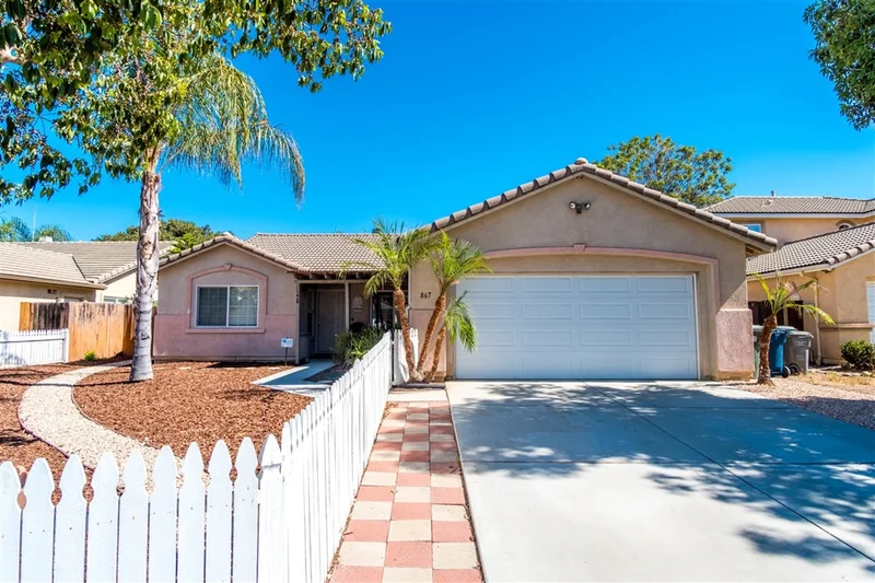 867 Socin, Escondido, CA 92027