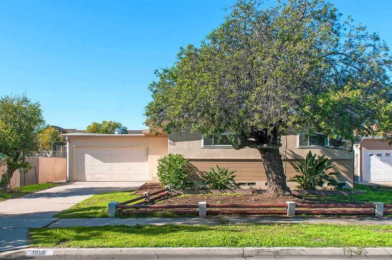 1008 Victor, El Cajon, CA 92021