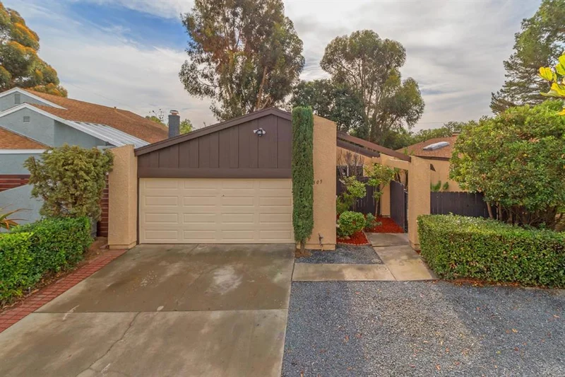 4305 Serena Ave, Oceanside, CA 92056