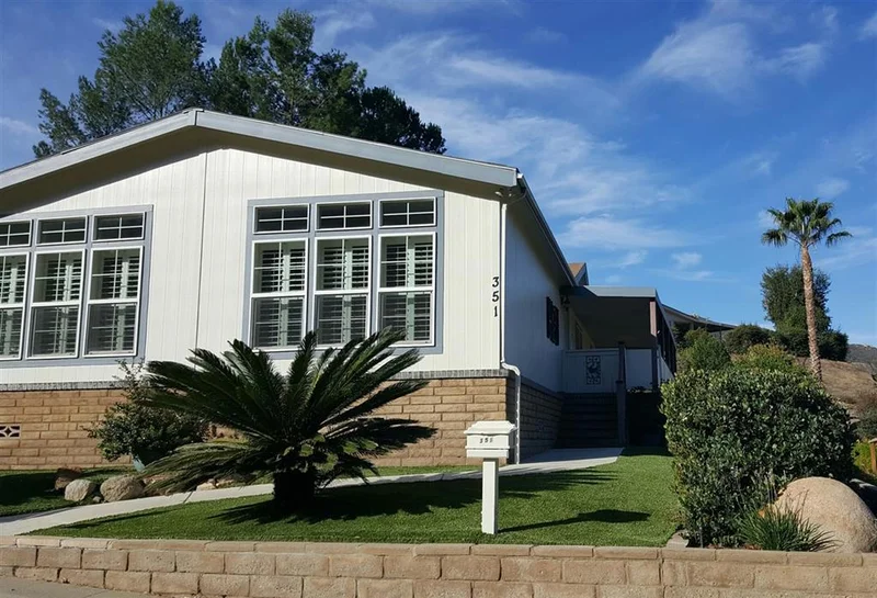 8975 Lawrence Welk Dr #351, Escondido, CA 92026