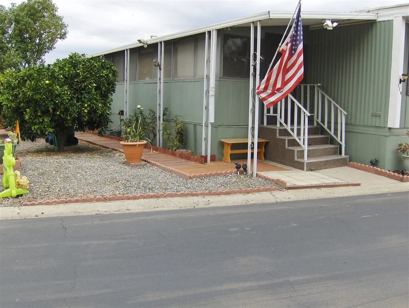 8712 Magnolia Ave #114, Santee, CA 92071