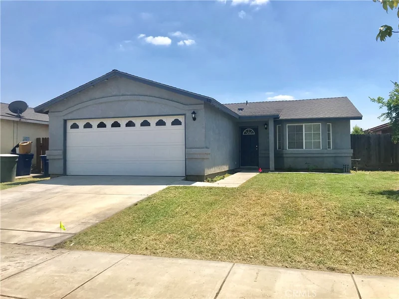 62 Barcelona, Merced, CA 95341