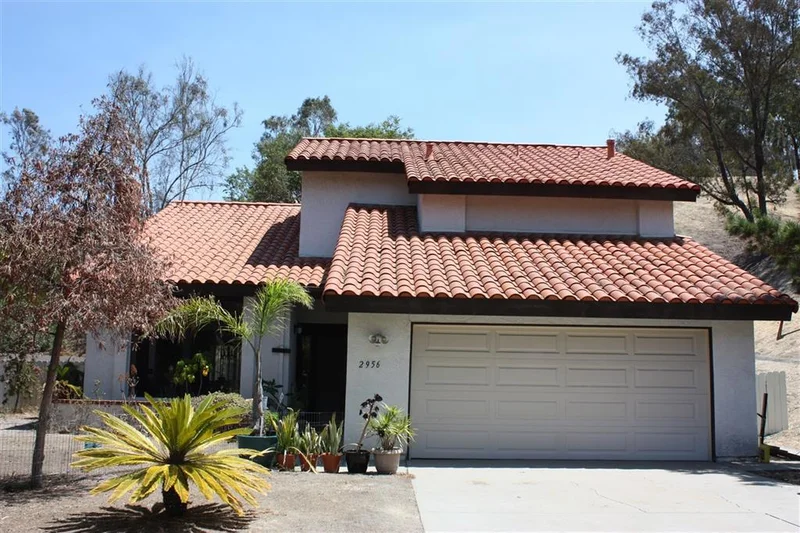 2956 Street, Oceanside, CA 92054