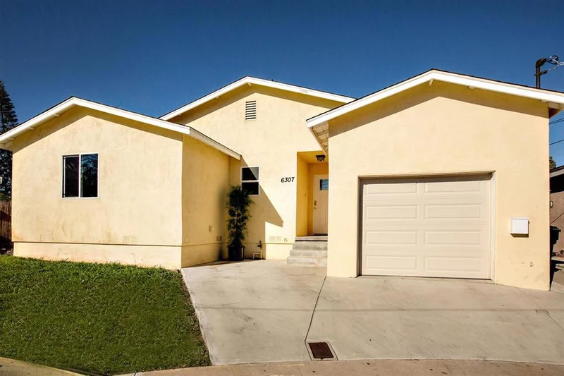 6307 Connie, San Diego, CA 92115