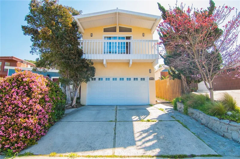 3026 Ardmore, Manhattan Beach, CA 90266