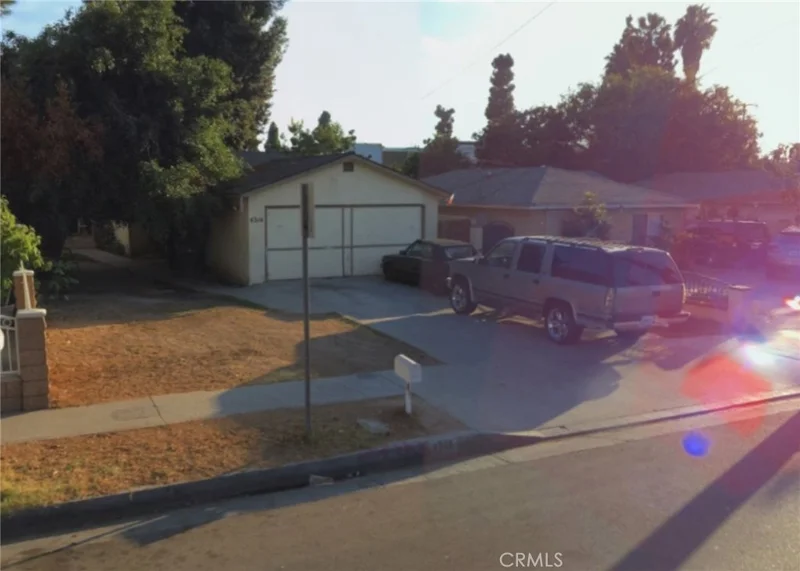4314 5th, Santa Ana, CA 92703
