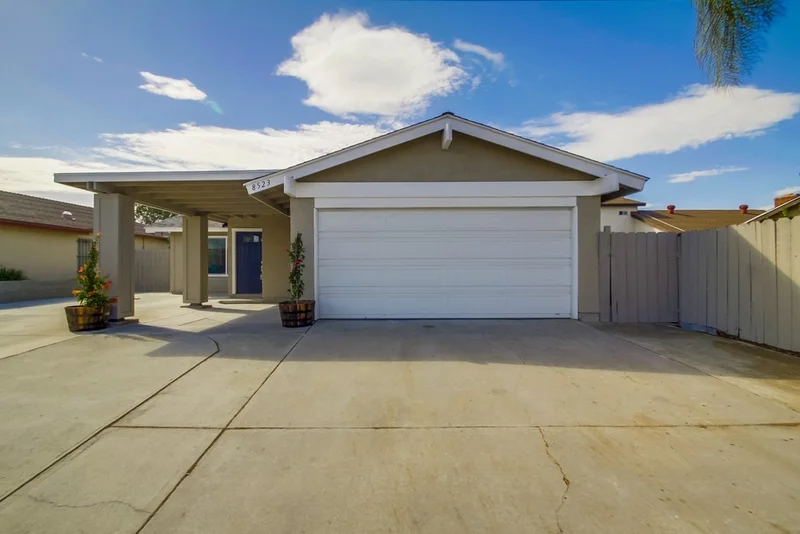 8523 Lepus, San Diego, CA 92126