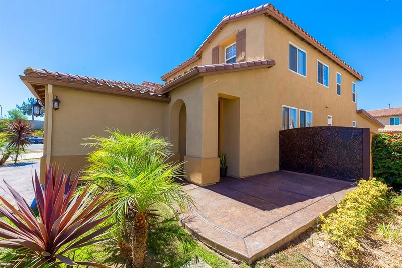 1240 Sandy Cape Ct, San Diego, CA 92154