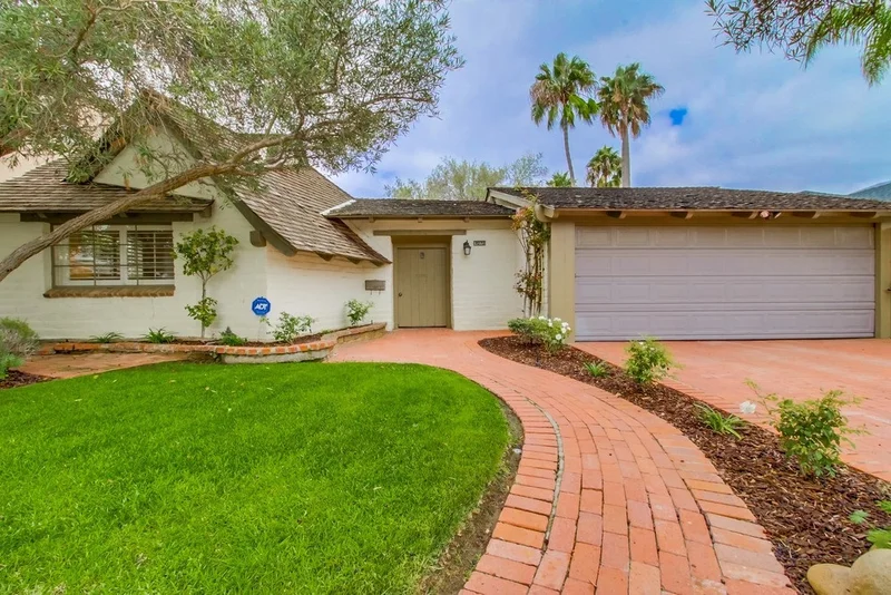4272 Altamirano Way, San Diego, CA 92103