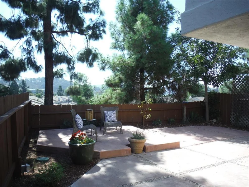 12247 Caminito Mira Del Mar, San Diego, CA 92130