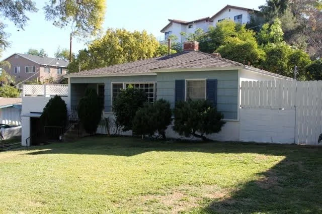 8883 Country Club Pl, San Diego, CA 91977