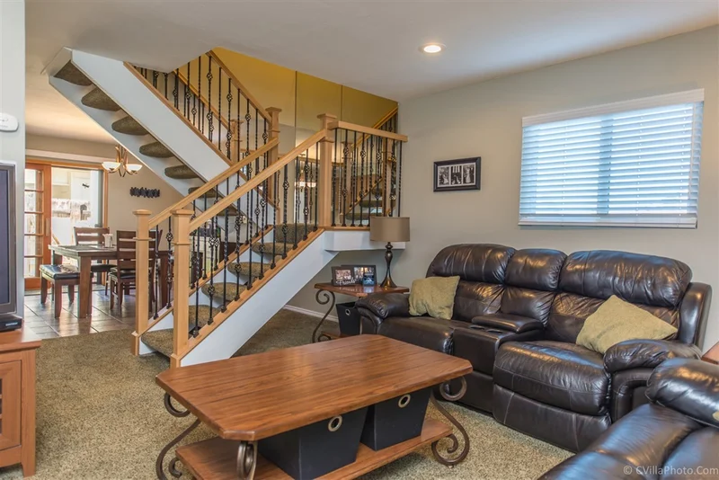 7889 Rancho Fanita Dr. #A, Santee, CA 92071