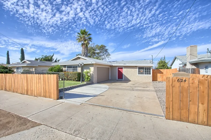 624 Chase, El Cajon, CA 92020