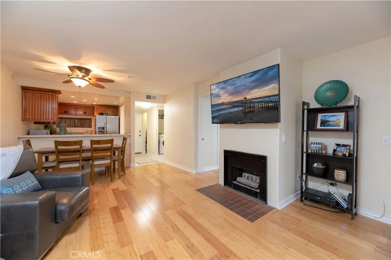 550 Orange #109, Long Beach, CA 90802