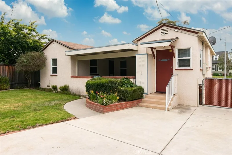 425 Jones, Ventura, CA 93003