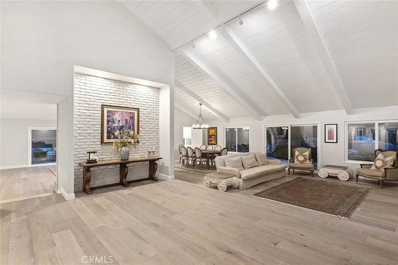 25541 Rangewood, Laguna Hills, CA 92653