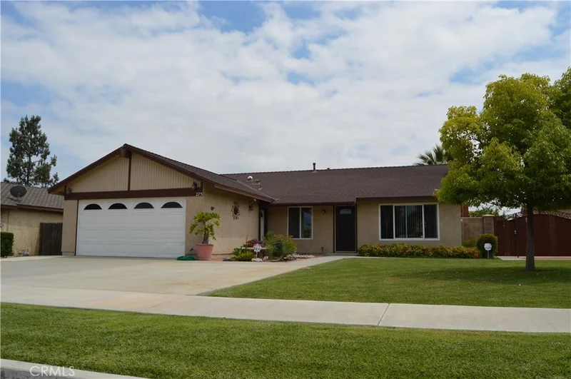 275 Scott, Rialto, CA 92376