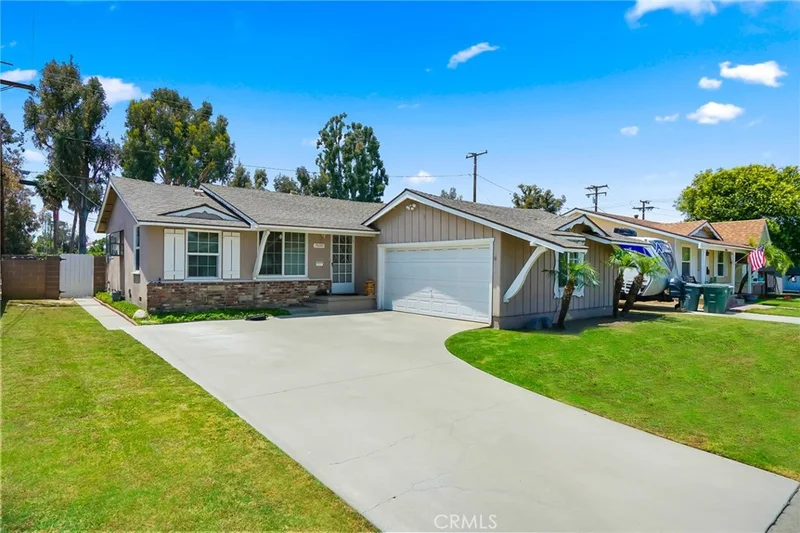 7680 El Escorial, Buena Park, CA 90620