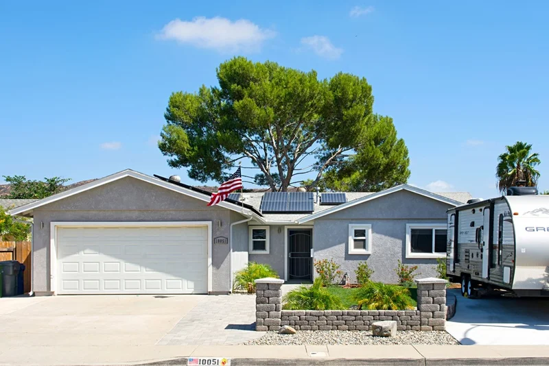 10051 Pebble Beach Dr., Santee, CA 92071